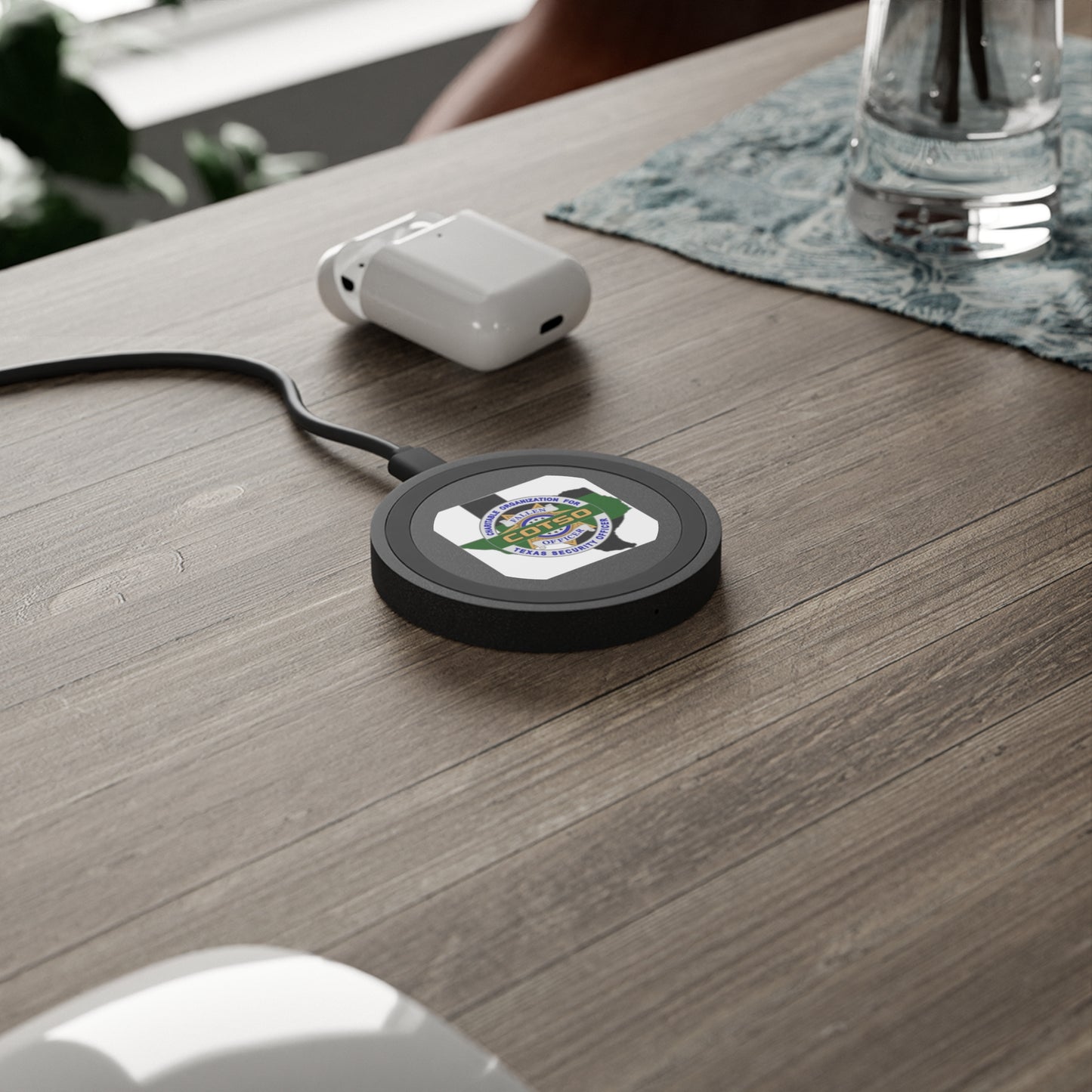 Thin Green Line Quake Wireless Charging Pad