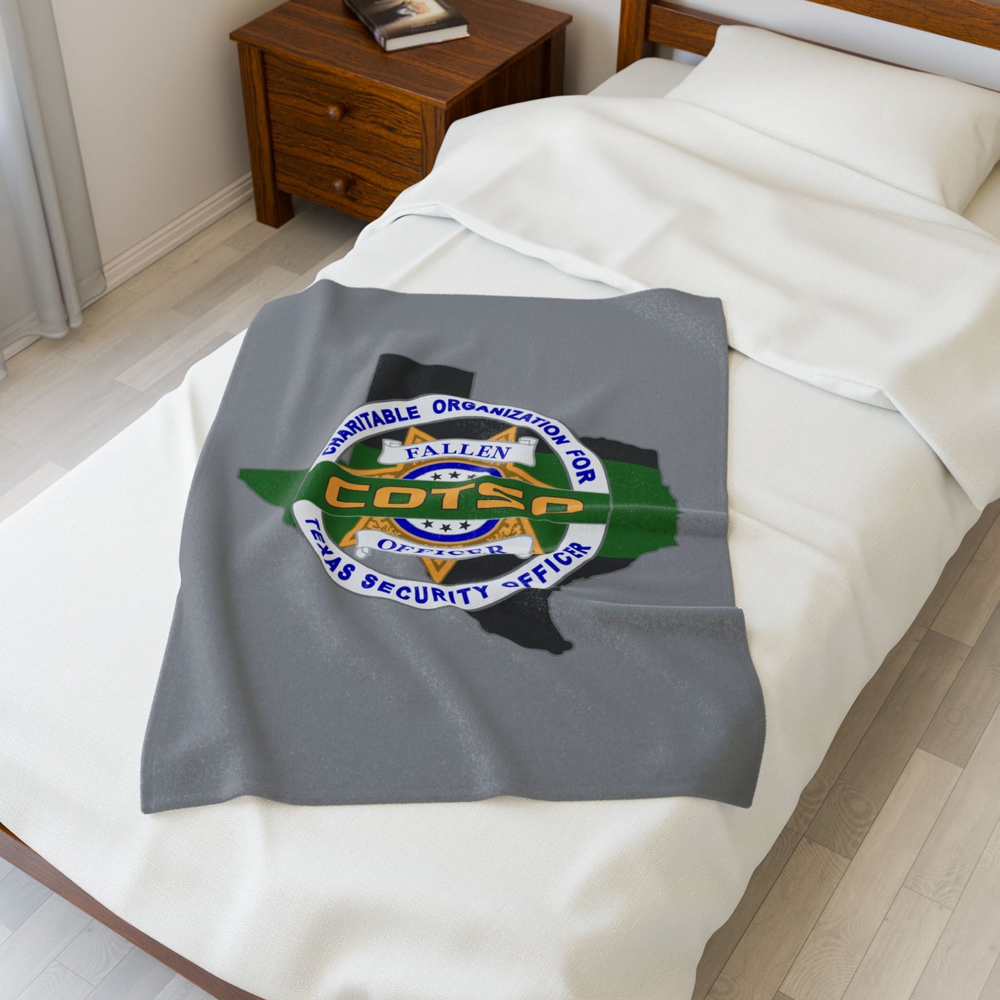 Thin Green Line Velveteen Plush Blanket, Gray, Style 1